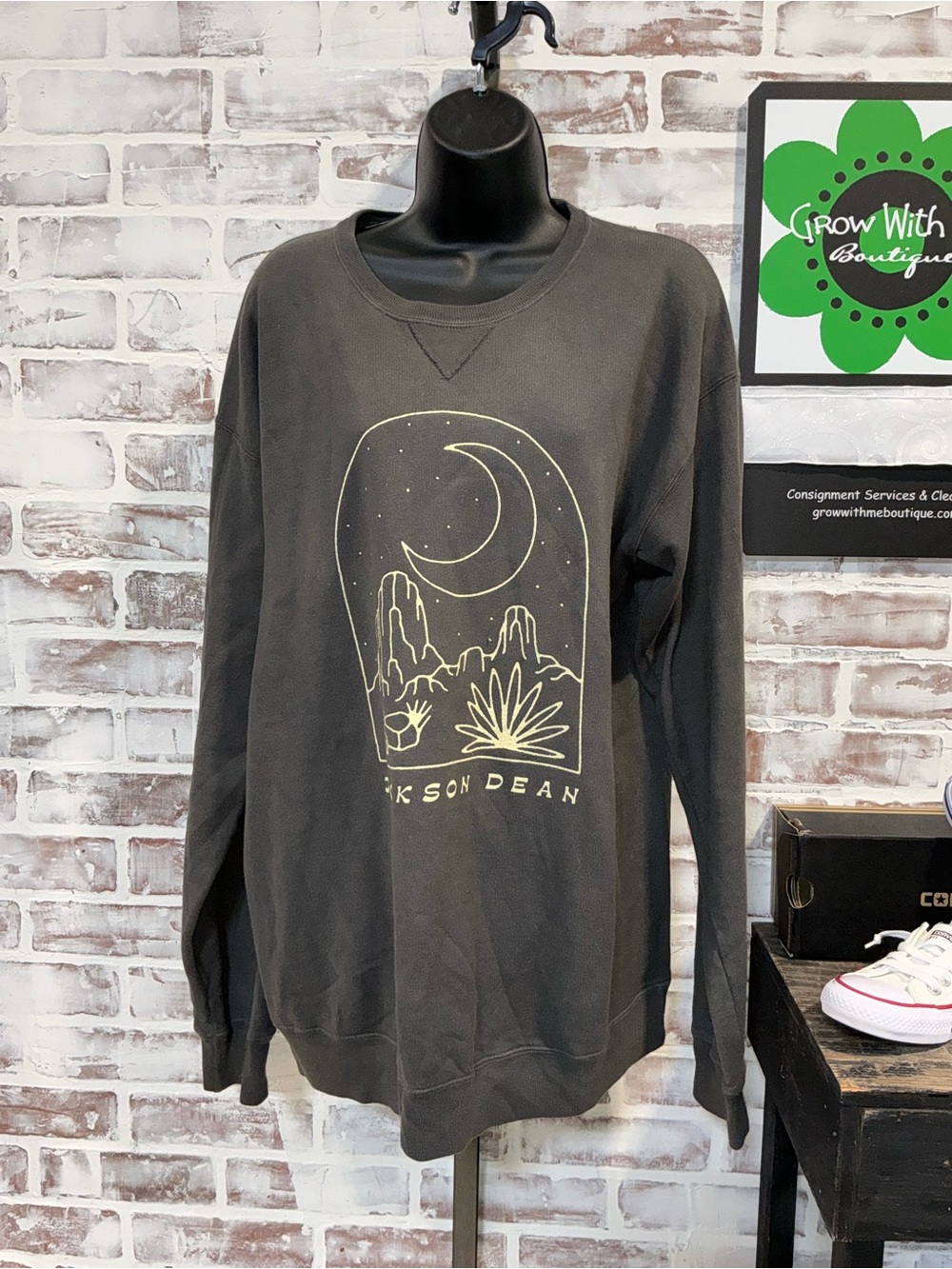 JACKSON Dean Black Graphic Crewneck Sweatshirt